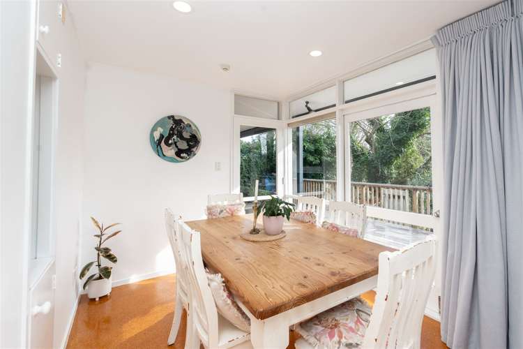 24 Tudor Crescent Chedworth_6