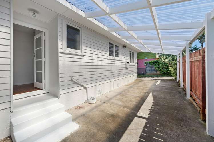 108 Hepburn Road Glendene_16