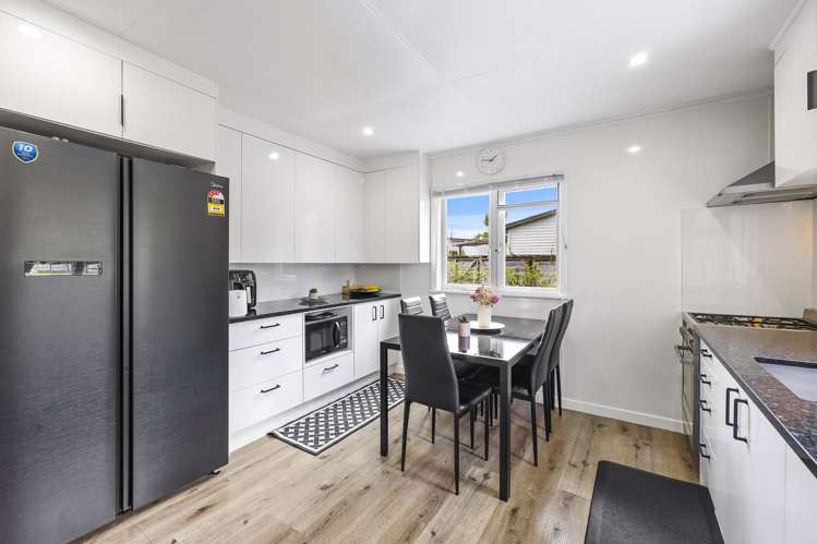 2/176 Henderson Valley Road Henderson Valley_7