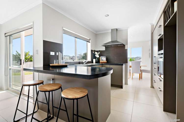 16 Anchorite Way Red Beach_3