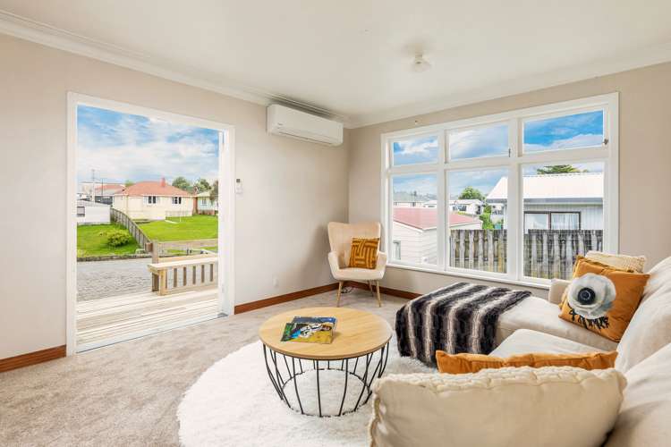 12 Kelkirk Street Kelston_6