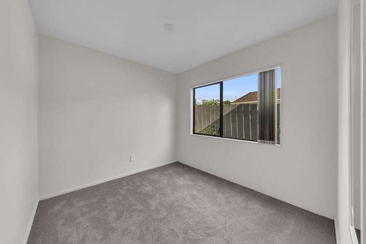 2/25 Sunnyfield Crescent Glenfield_5