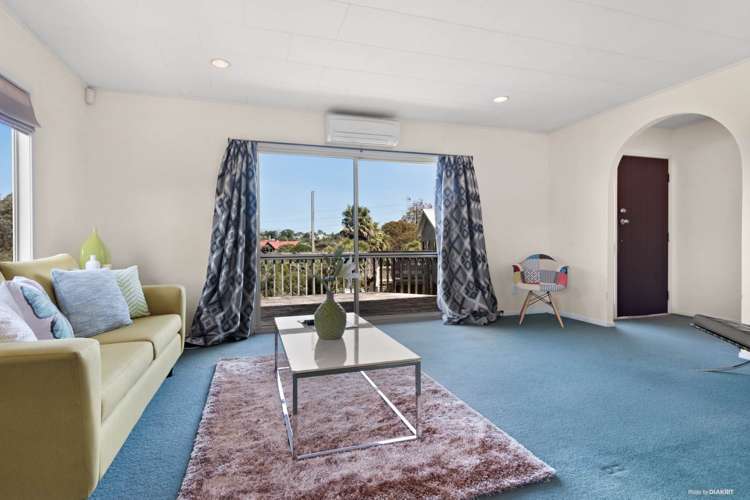 91 Captain Scott Road Glen Eden_3