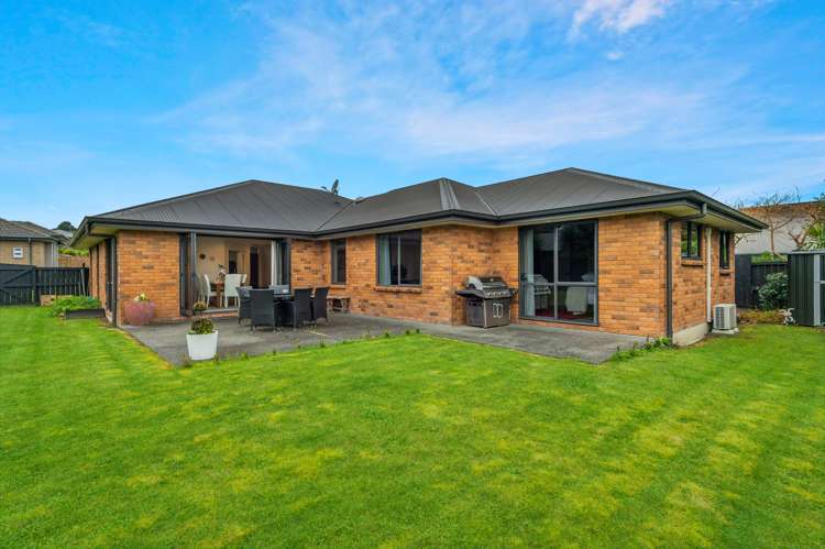 9 Knapdale Mews Huntington_18