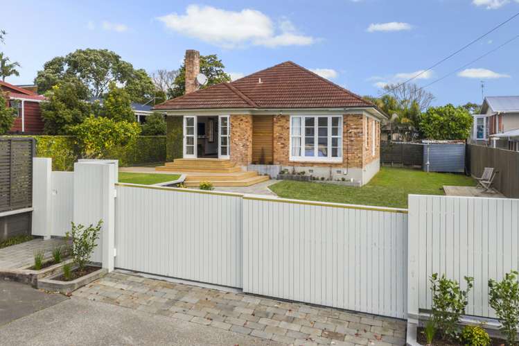 16 Alverston Street Waterview_0