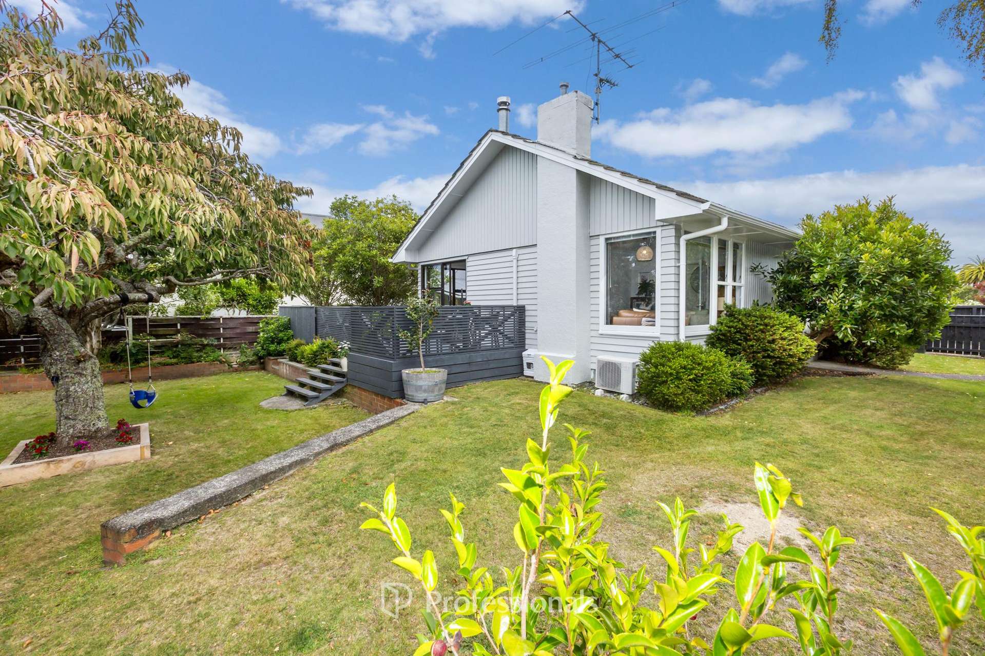 35 Whirinaki Crescent Heretaunga_0