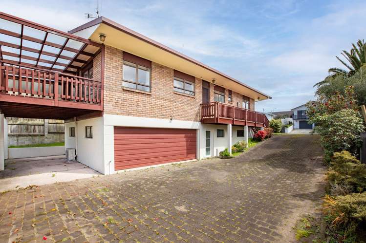 29 Lachlan Drive Dinsdale_0