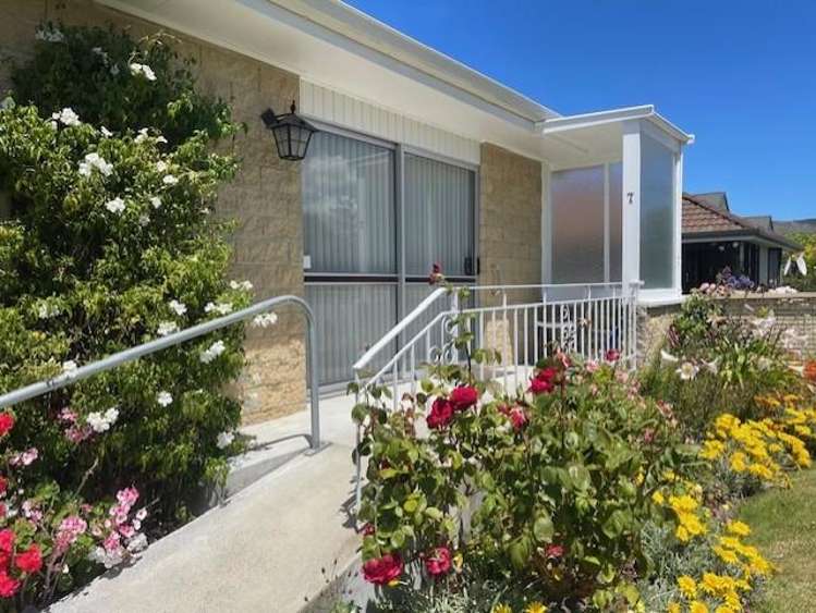 7 Churchill Place Waimate_13