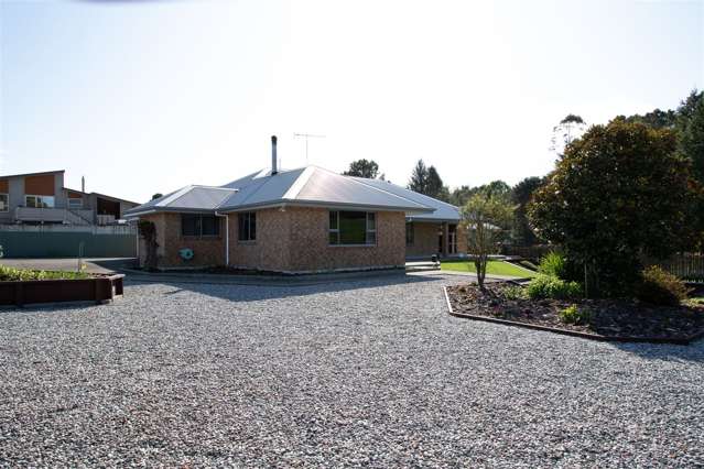 13 Lake Kaniere Road Kaniere_1