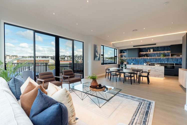 6 Humenga Place Long Bay_1