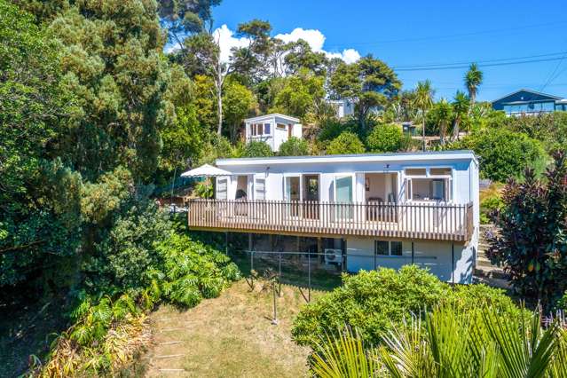 31 Victoria Road South Onetangi_1