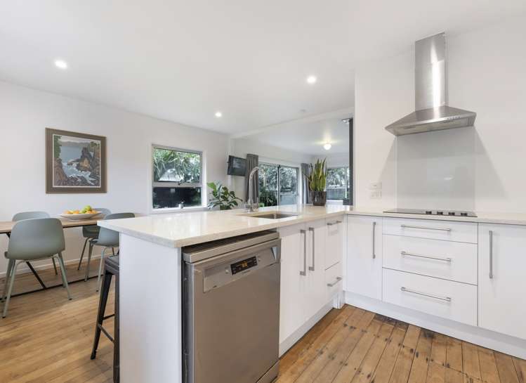 36 Yeovil Road Te Atatu Peninsula_8