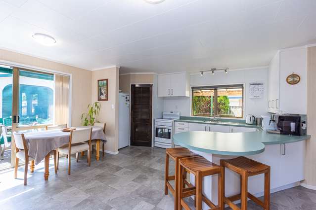 32 Somerset Road Springvale_2