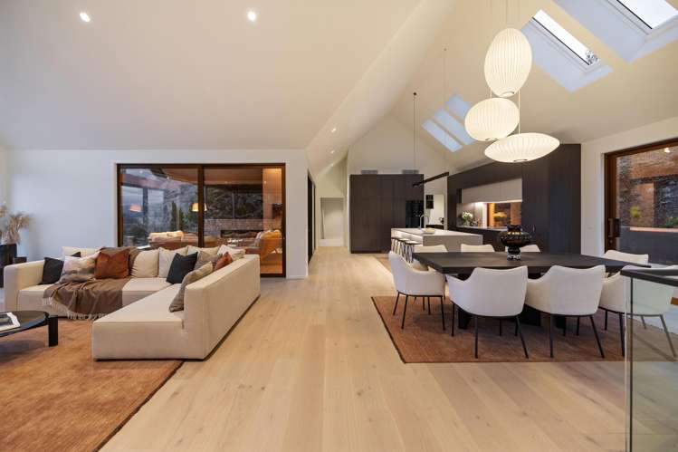 11 Belfast Terrace Queenstown_6