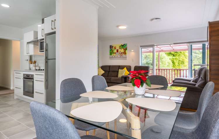 219 Woodlands Park Road Titirangi_5