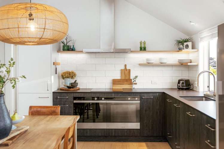 75D Oceanbeach Road Mt Maunganui_2