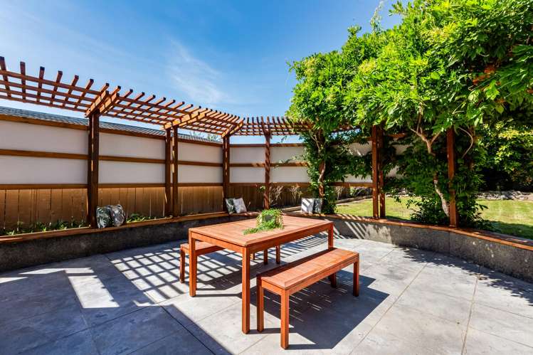 4 Oxford Crescent Ebdentown_19