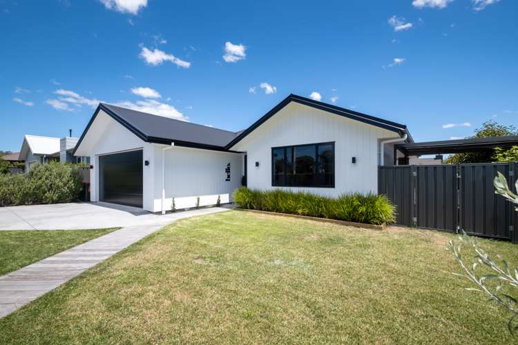 131 Arataki Road Havelock North_21