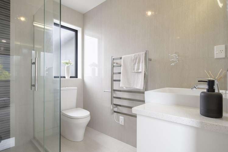 25 Quattro Avenue Flat Bush_11