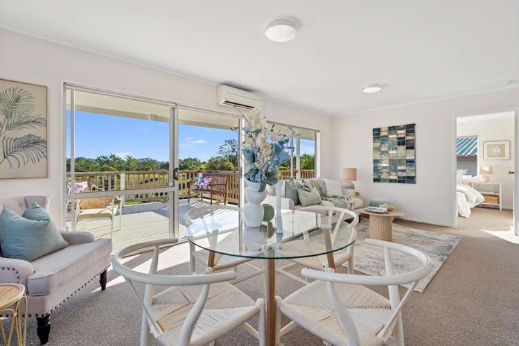 31 Shakespear Road Army Bay_8