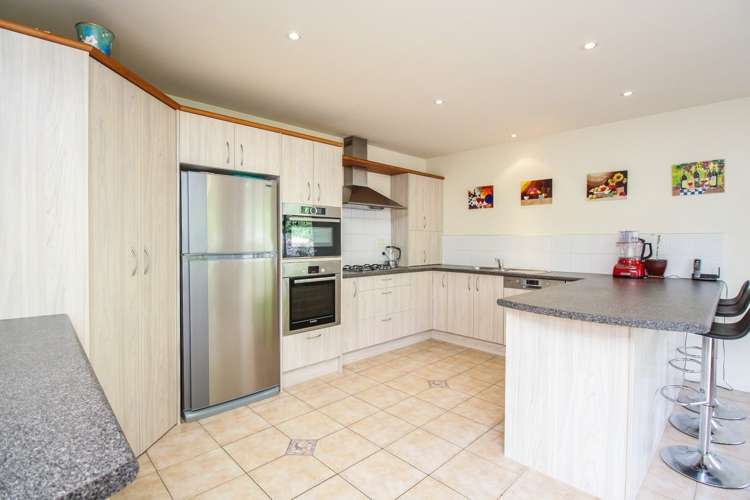 7 Lone Tree Avenue Te Atatu Peninsula_6