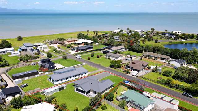 9 Mylindas Road Kaiaua_2