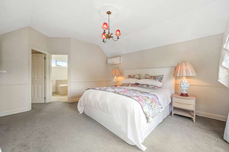 33 Seymour Road Mellons Bay_18