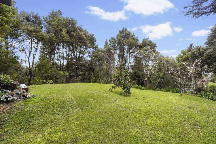 11g Longfellow Parade Glen Eden_9