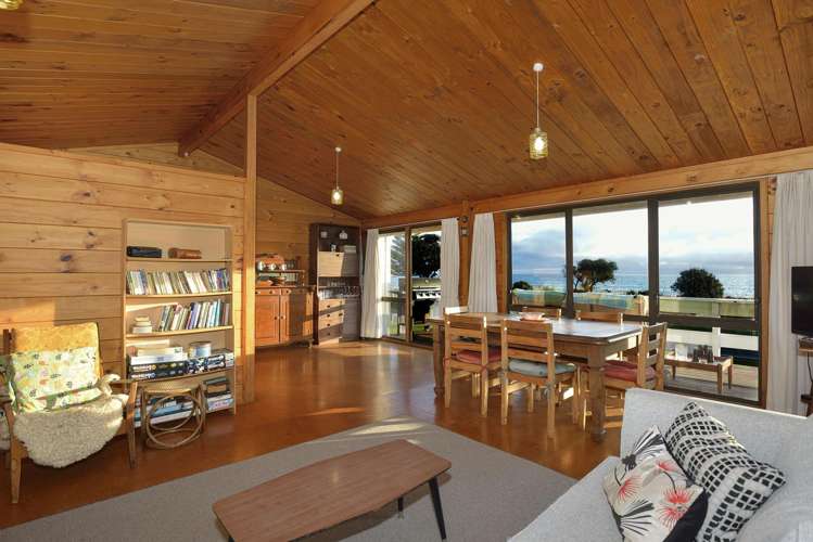 11 Moana Drive Māhia Beach_9