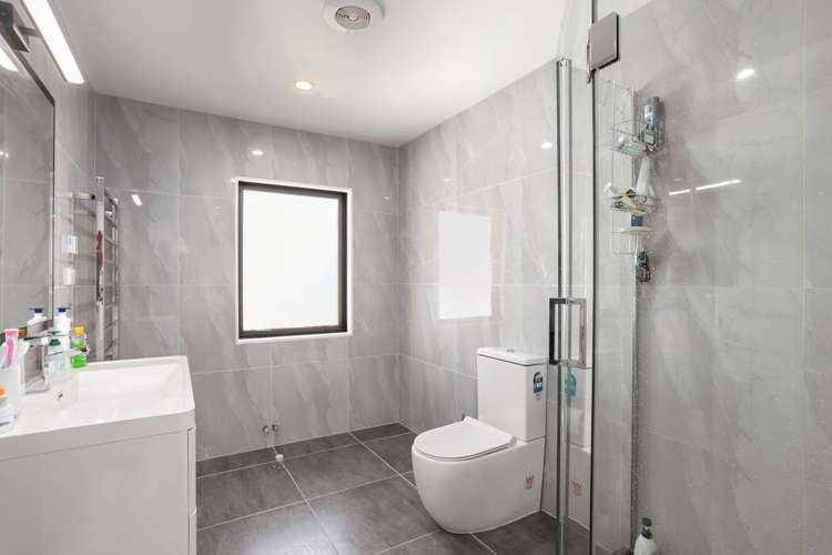 1/131a Whitney Street Blockhouse Bay_12