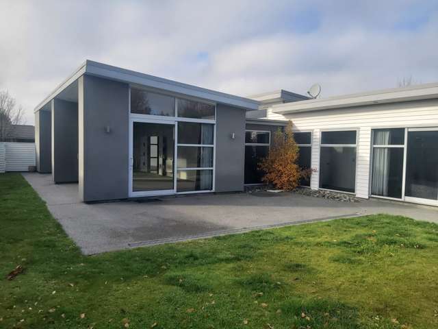 2 Sycamore Close Rangiora_1