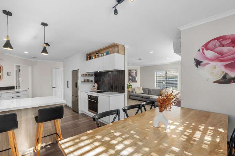 17 Andalusian Place 1131_3