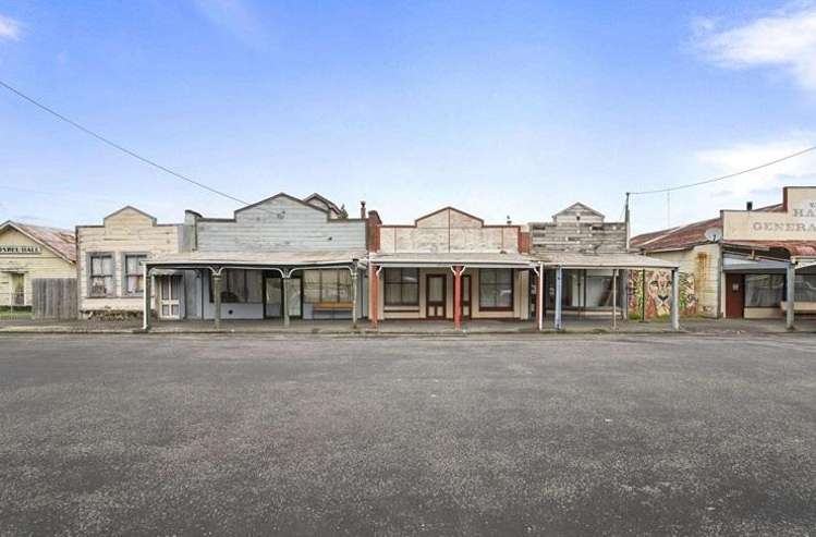 'Must sell': Is this New Zealand’s next Wild West town?