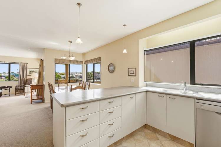 5B Putiki Drive Durie Hill_7