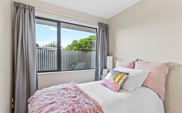 3 Cris Lodge Courts Hornby_10