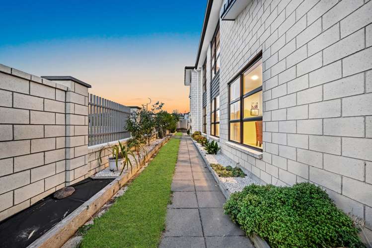 32 Tir Conaill Avenue Flat Bush_15