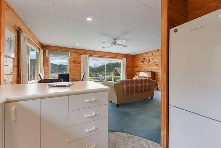 22 Amelia Crescent Waikawa Bay_13