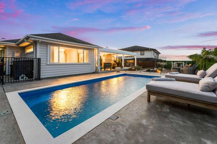 24 Woodridge Drive Stanmore Bay_10