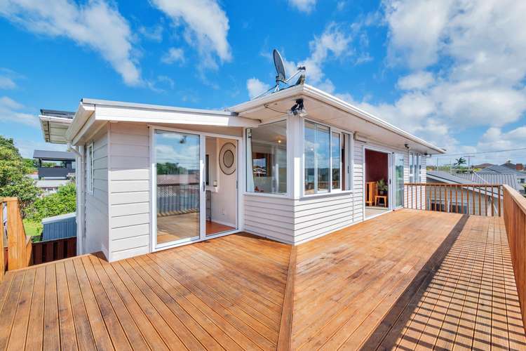 2/12 House Avenue Mangere Bridge_24