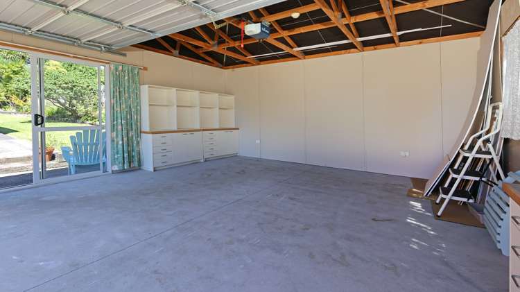 3 Tracey Terrace Te Atatu South_18