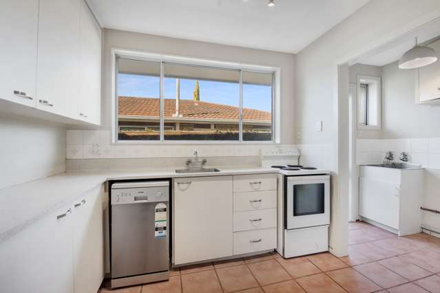 Flat 1 A/367 Withells Road Avonhead_2