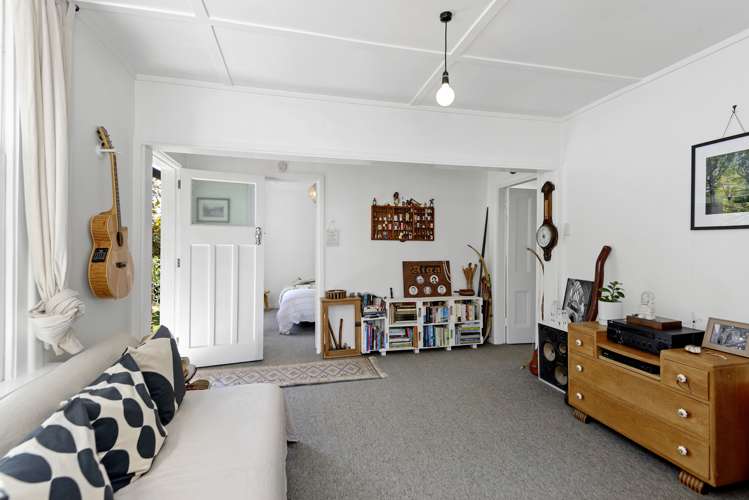 6 Railway Terrace Glentunnel_12