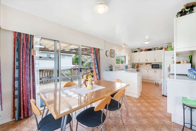 8 Kyeemagh Street Botany Downs_16