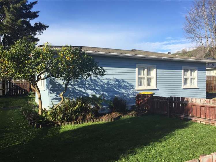 1/27 Manson Avenue Stoke_1