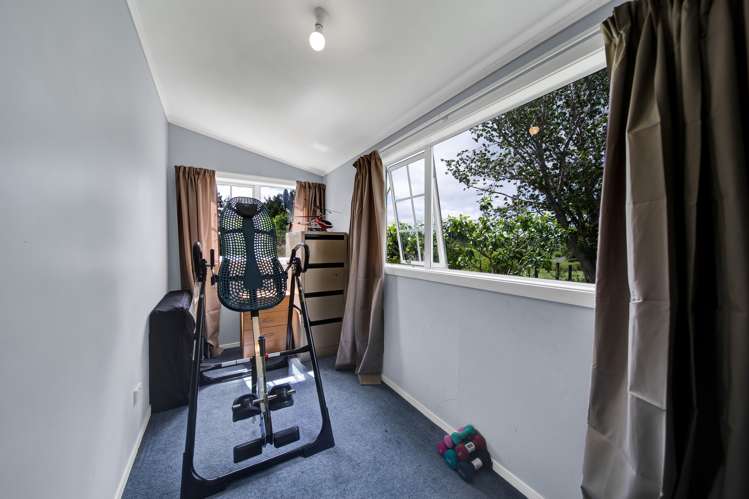 891 Bird Road Stratford_17