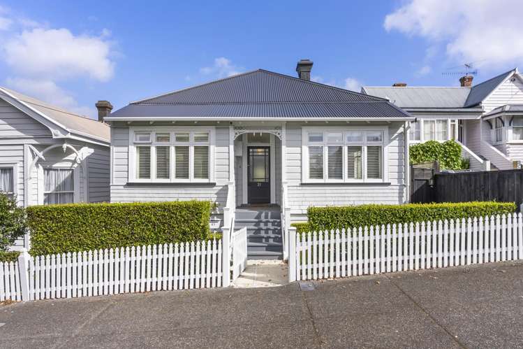 21 Carlton Gore Road_0