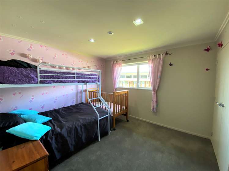 6 Solway Place Mosgiel_13