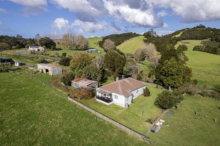 733 Marua Road_0