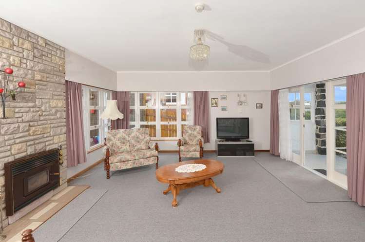 11 Grand View Road Kamo_1