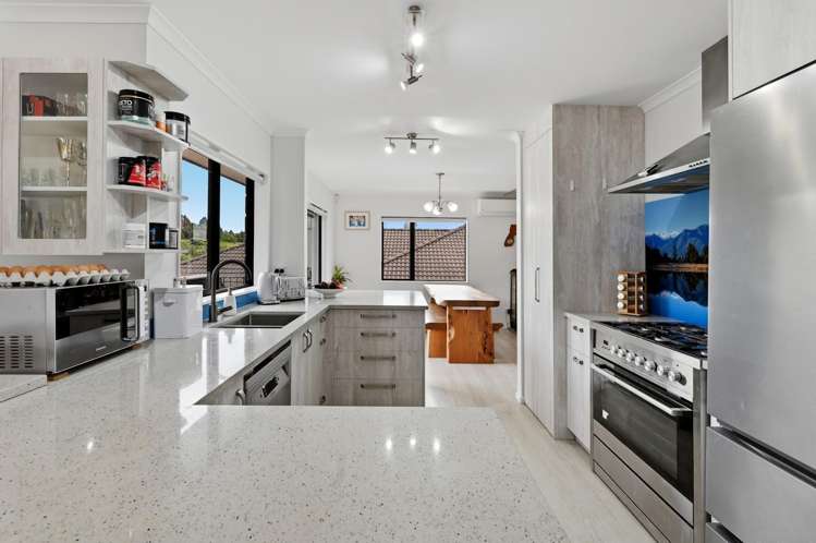 93 Orion Drive Welcome Bay_2